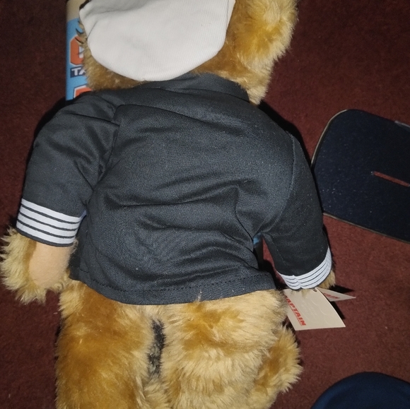 Texaco Captain Bear and Metal Bank - Picture 7 of 9